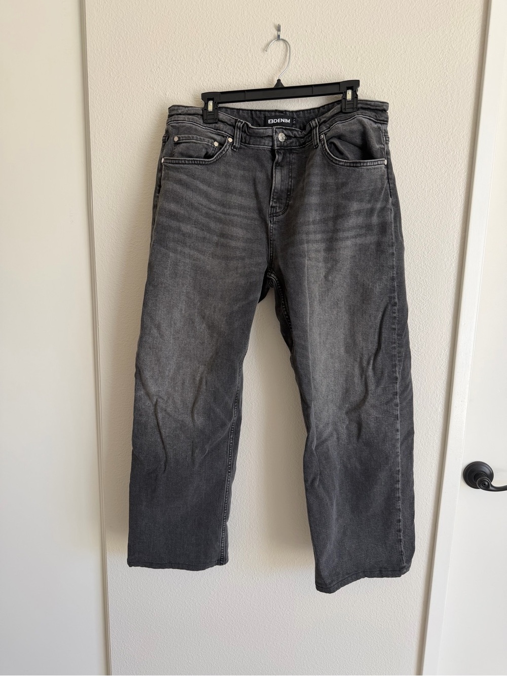 Gray women's Straight-Leg Jeans